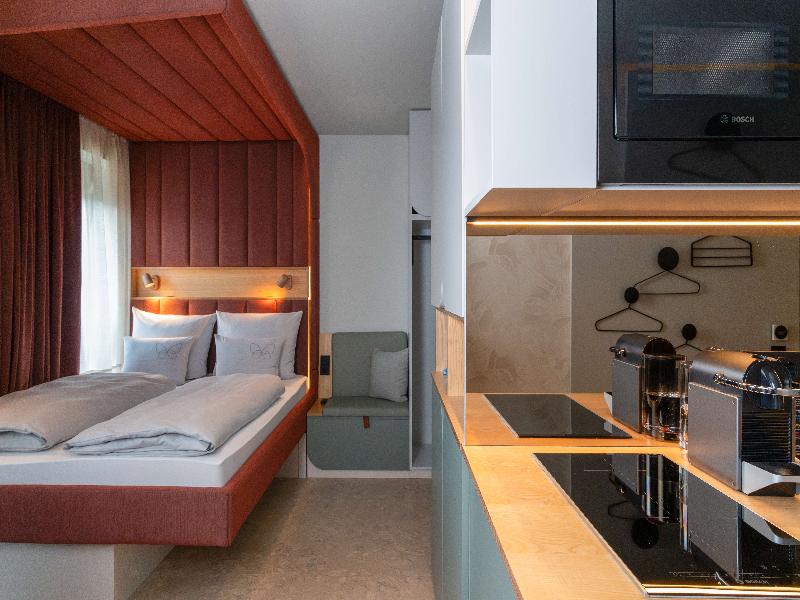 Cocoon Theresienwiese image