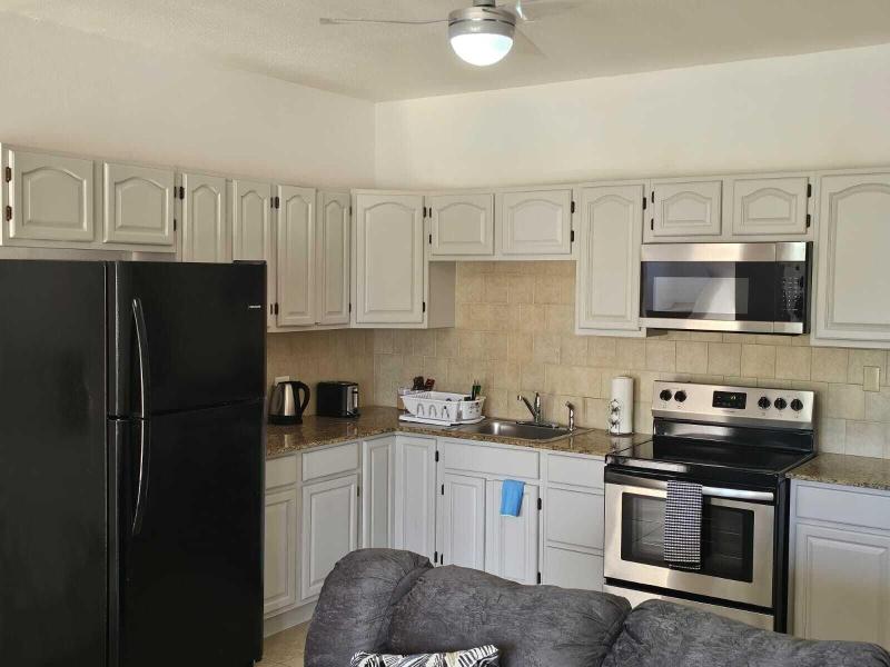 Aurela Residences image