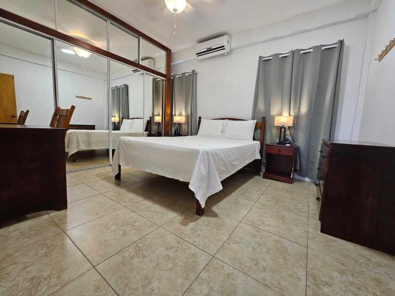 Aurela Residences image