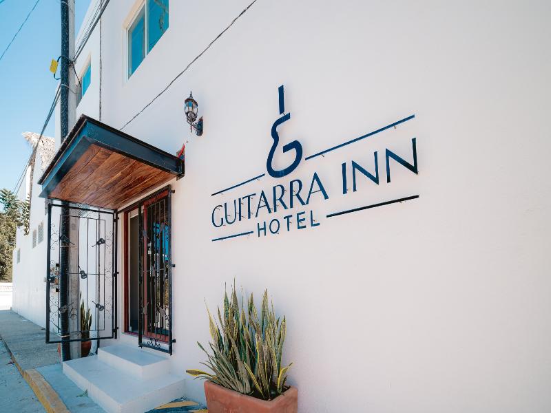 Guitarra Inn — general view
