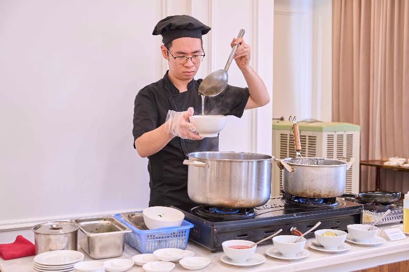 Le Haute Hotel Hai Phong image