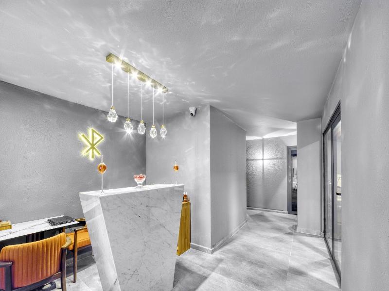 Ari̇a Ri̇va Apart Hotel image