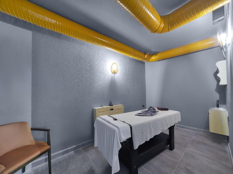 Ari̇a Ri̇va Apart Hotel image
