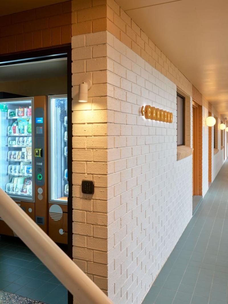 The Isla & Casita Motel