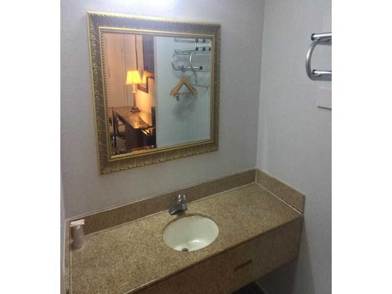 Motel 6 Newport News, Va - Fort Eustis image