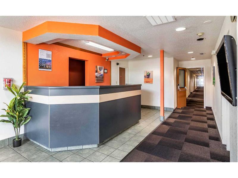 Motel 6 Chattanooga, Tn - Downtown image
