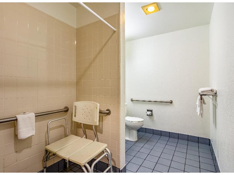Motel 6 Chattanooga, Tn - Downtown image
