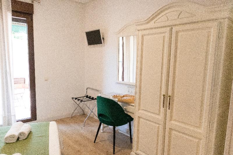 Eco Hotel Toledo image