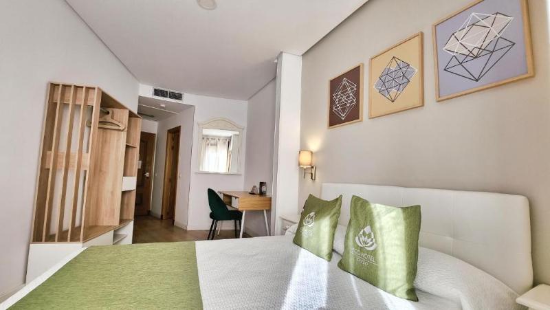 Eco Hotel Toledo image