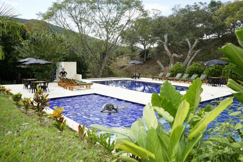 Tres Lagos Hotel image