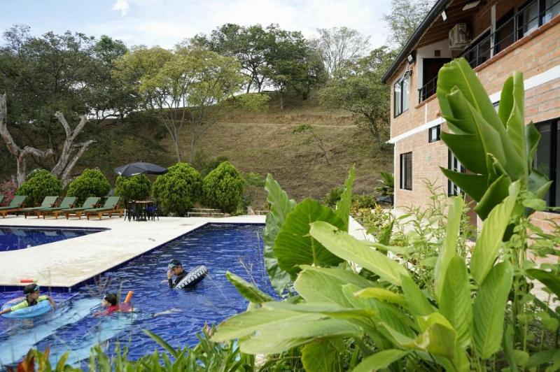 Tres Lagos Hotel image