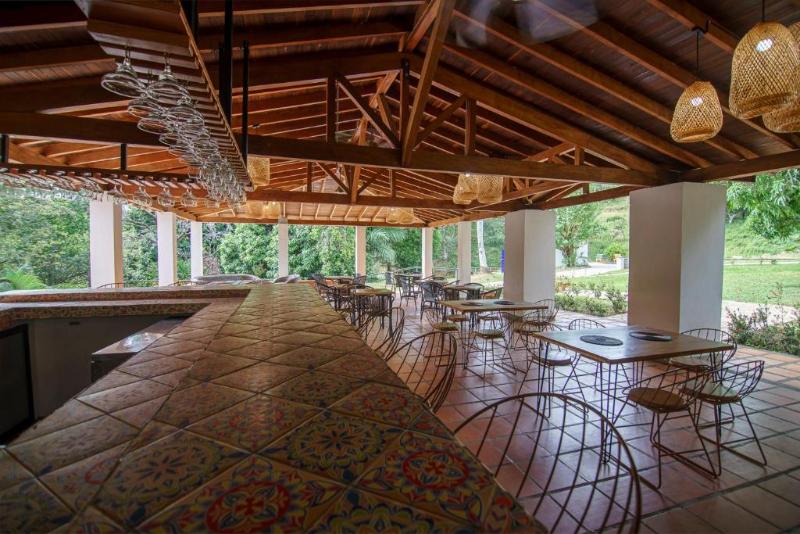 Tres Lagos Hotel image