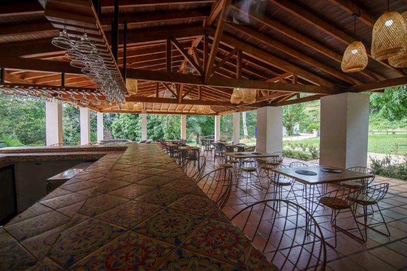 Tres Lagos Hotel image