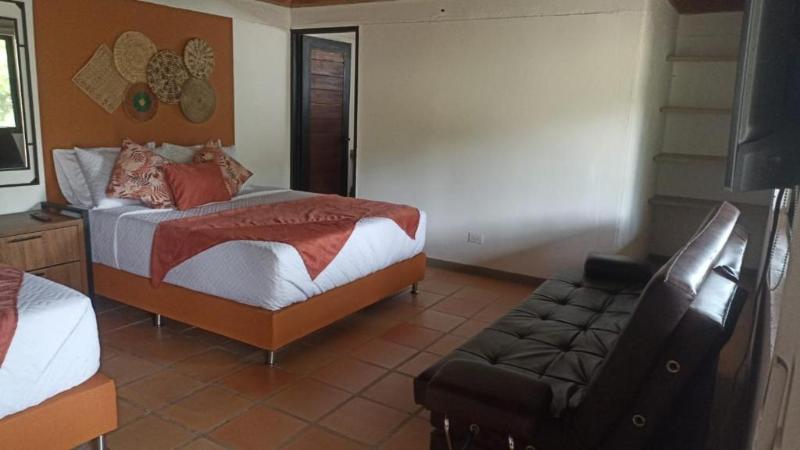 Tres Lagos Hotel image