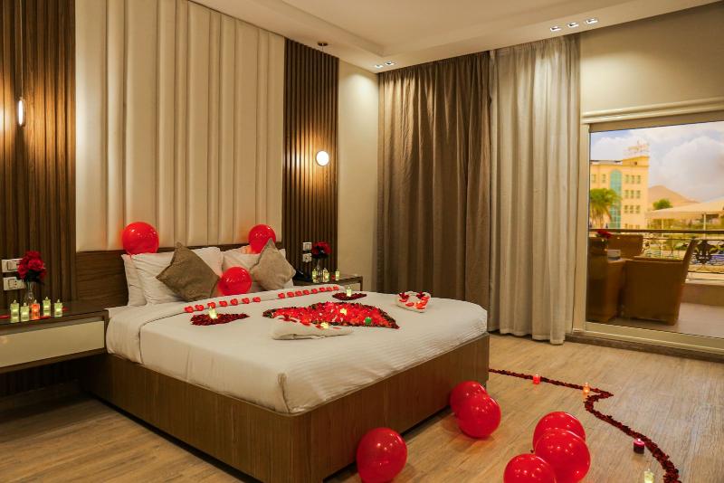 Ramage Hotel image