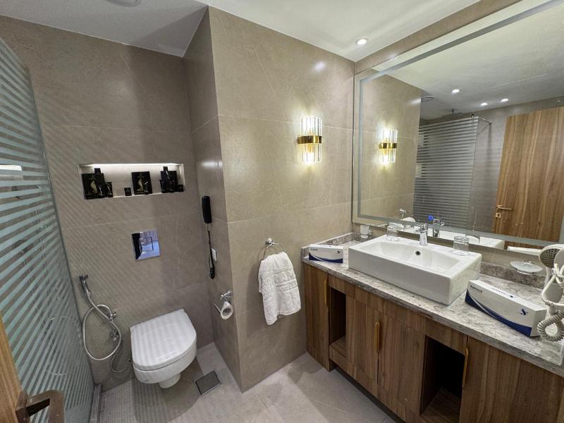 Ramage Hotel image
