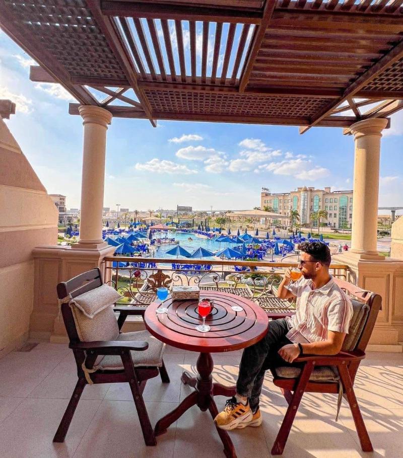 Ramage Hotel image