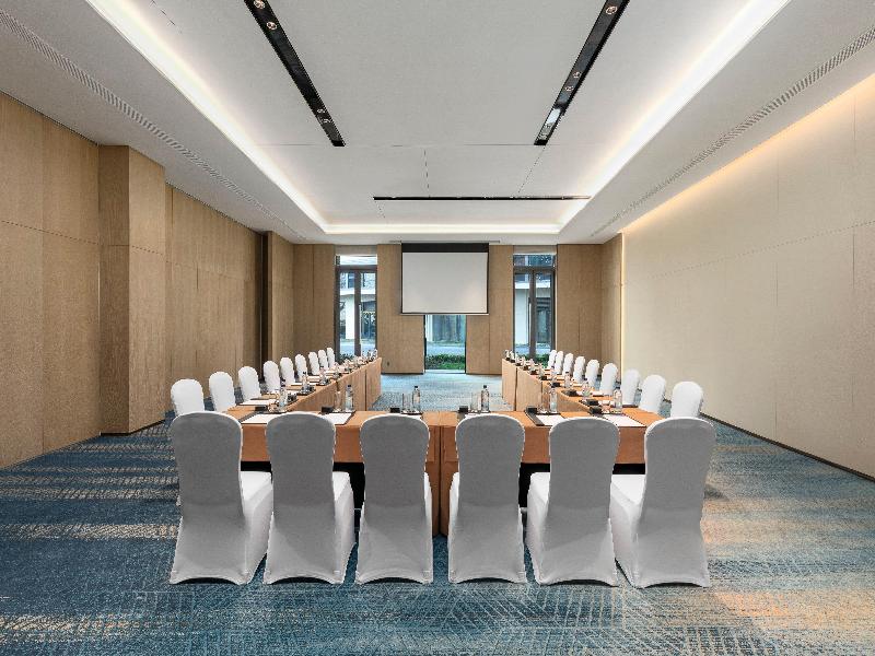 Holiday Inn Xianyang Shuangzhao Lake by IHG image