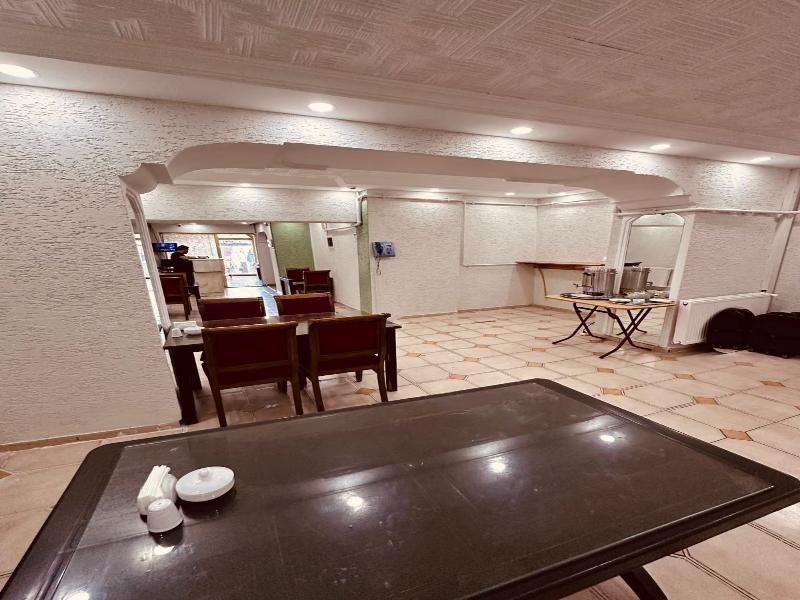 Sera Hotel image