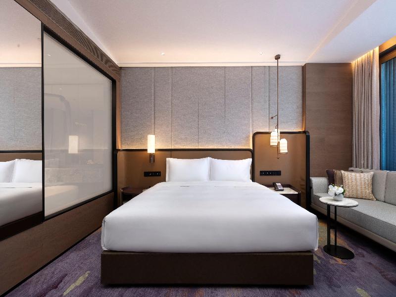 Hualuxe Xianyang image