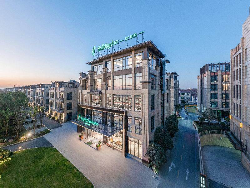 Holiday Inn Shanghai Tourism Zone by IHG image