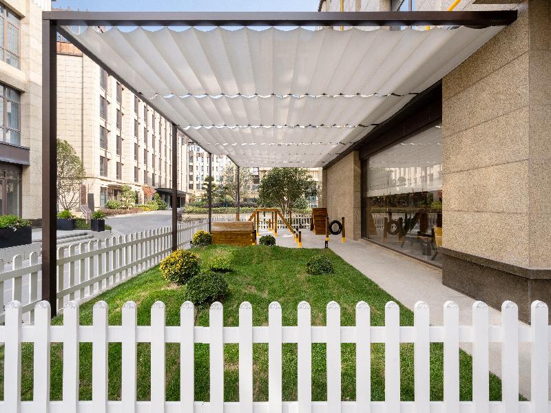 Holiday Inn Shanghai Tourism Zone by IHG image