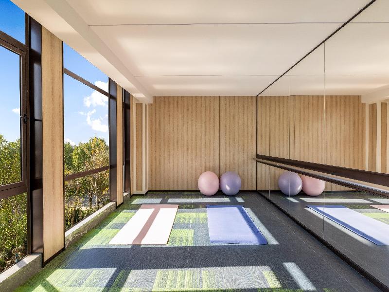 Holiday Inn Shanghai Tourism Zone by IHG image