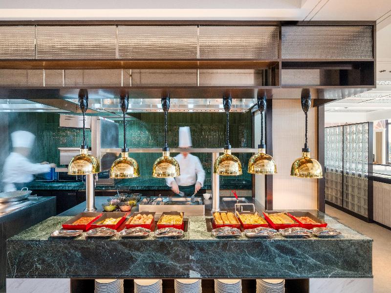 Holiday Inn Shanghai Tourism Zone by IHG image