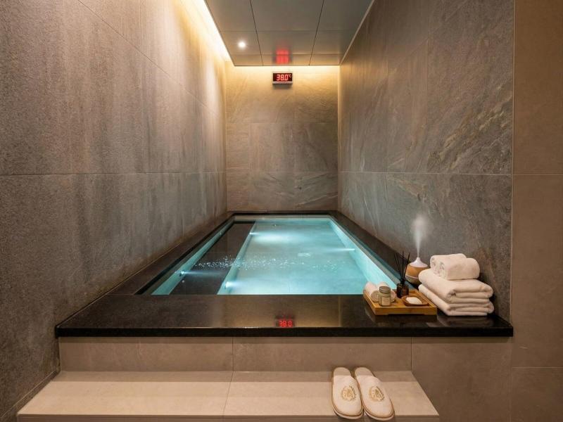 Haeundae Marine Capsule Hotel & Spa image