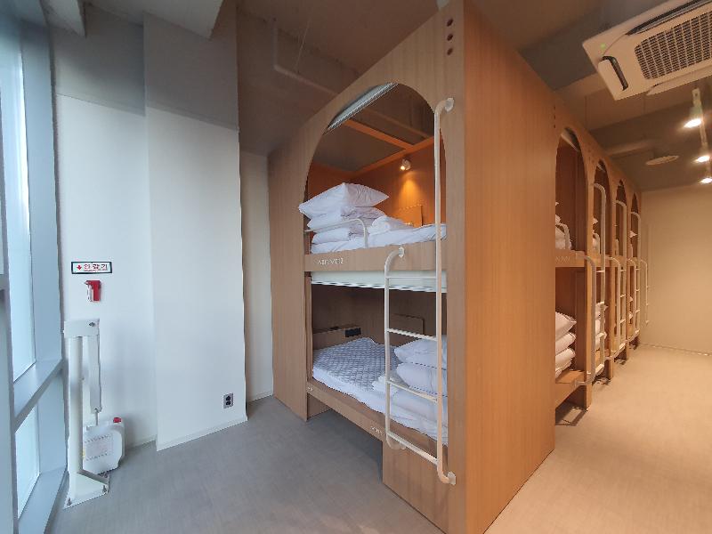 Haeundae Marine Capsule Hotel & Spa image