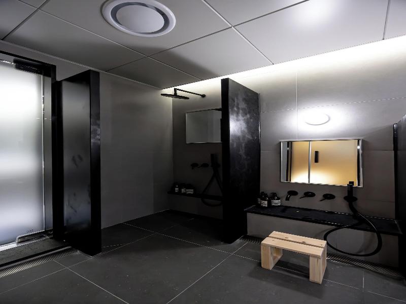 Haeundae Marine Capsule Hotel & Spa image