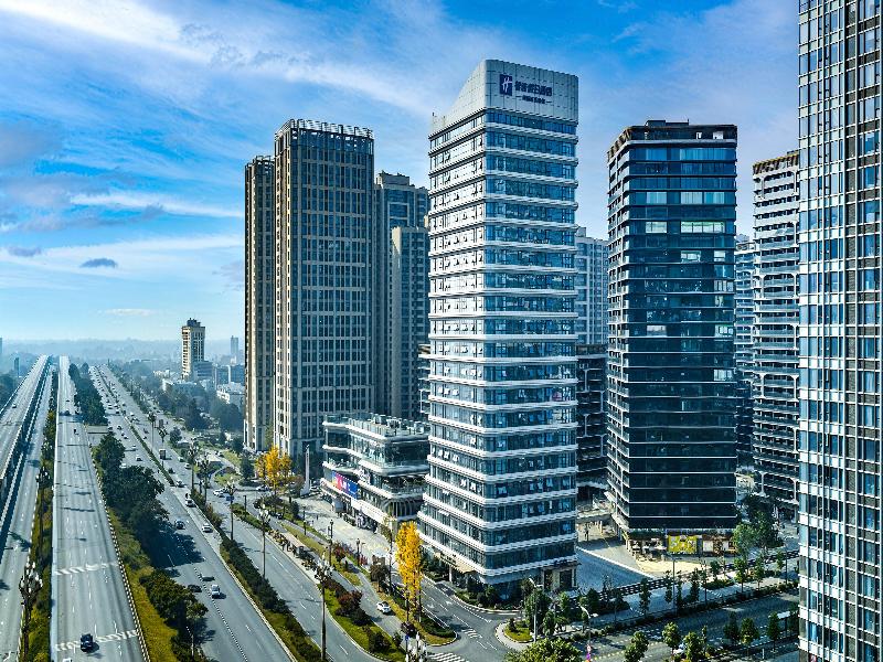Holiday Inn Express Chengdu Phoenix Mountain image