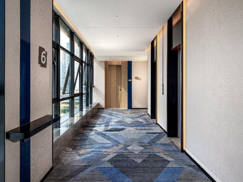 Holiday Inn Express Chengdu Phoenix Mountain image