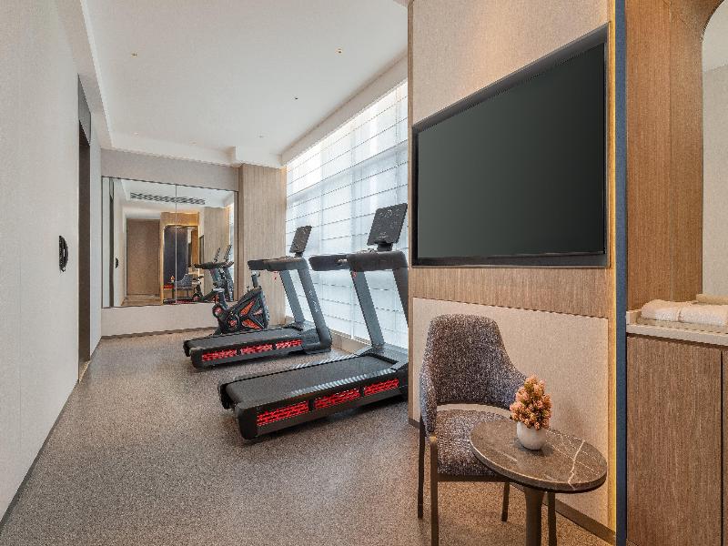 Holiday Inn Express Kunming Dianchi Rixin Road image