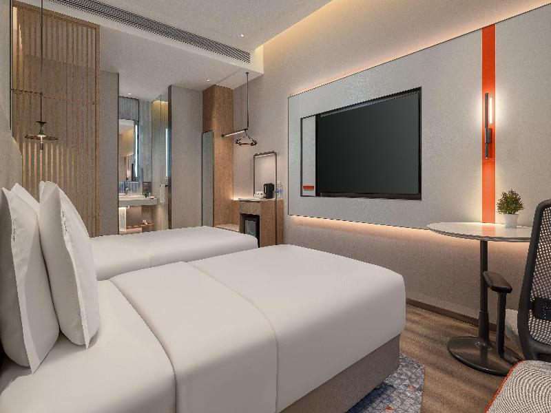 Holiday Inn Express Kunming Dianchi Rixin Road image