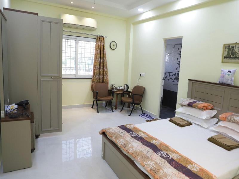 V & U Homestay Sadar image