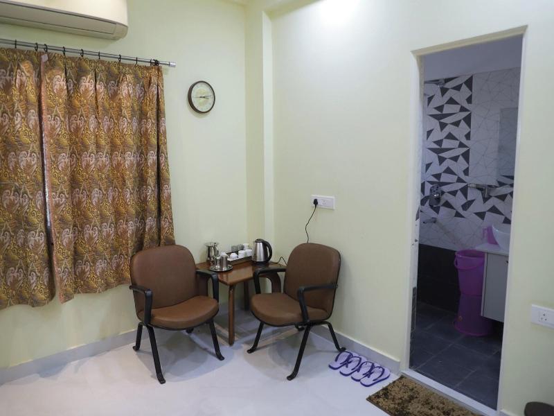 V & U Homestay Sadar image