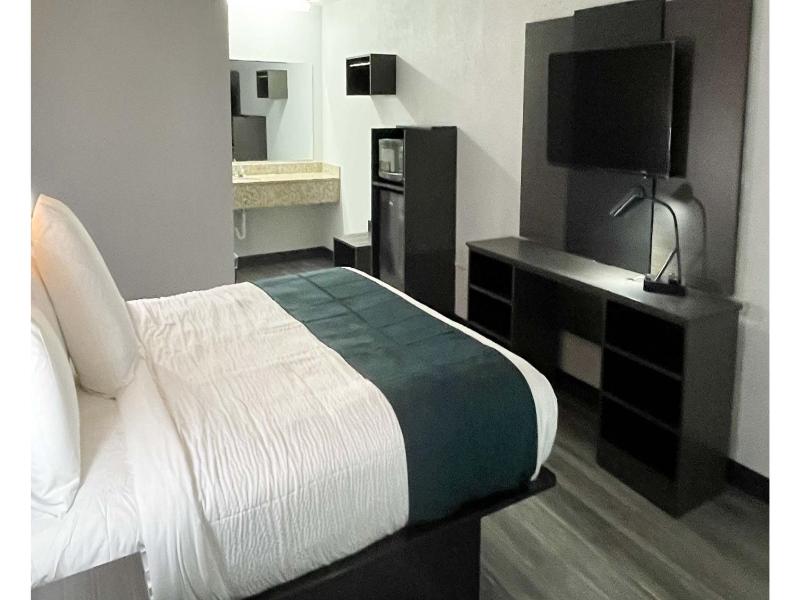 Motel 6 West Columbia, Sc - Airport image