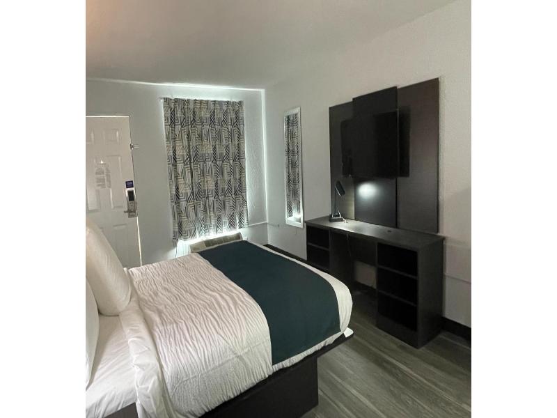 Motel 6 West Columbia, Sc - Airport image