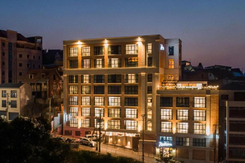 Radisson Serviced Apartments City Center image