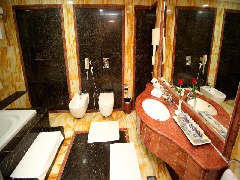 Maden Hotel image