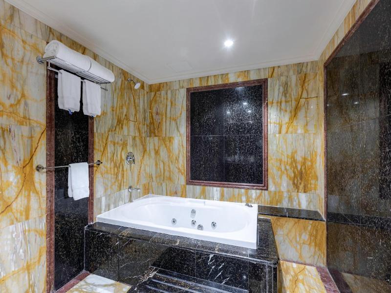 Maden Hotel image