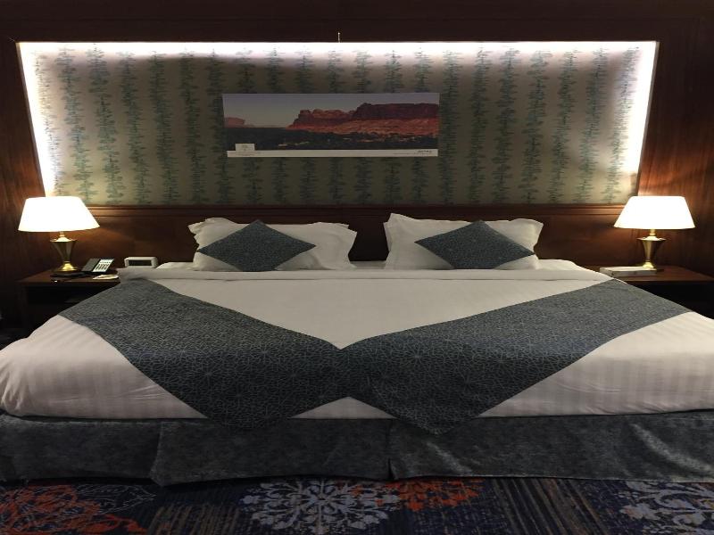 Maden Hotel image