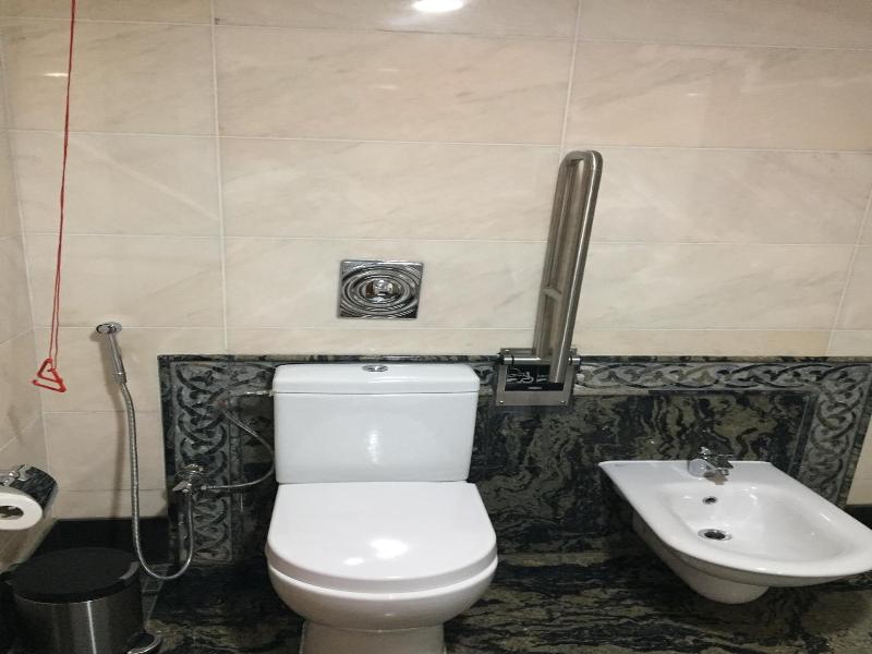 Maden Hotel image
