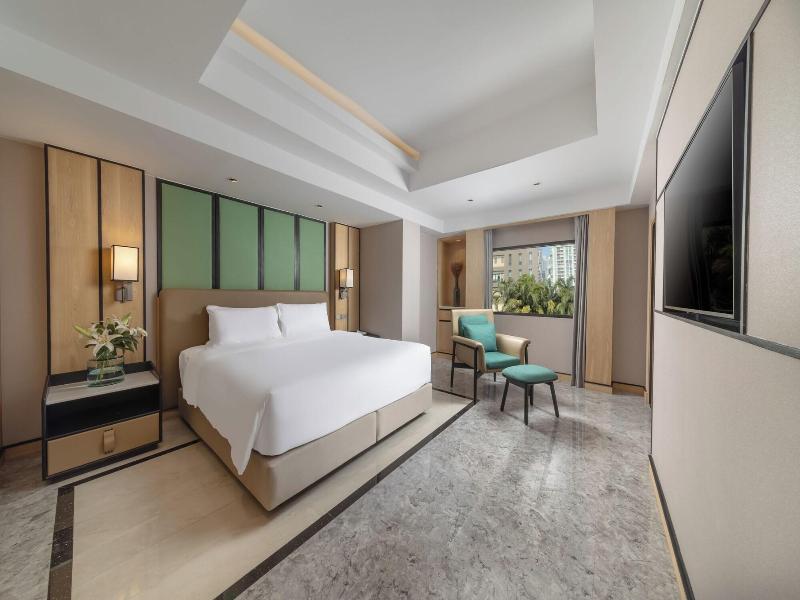 Samala Suites Bangkok Sukhumvit image