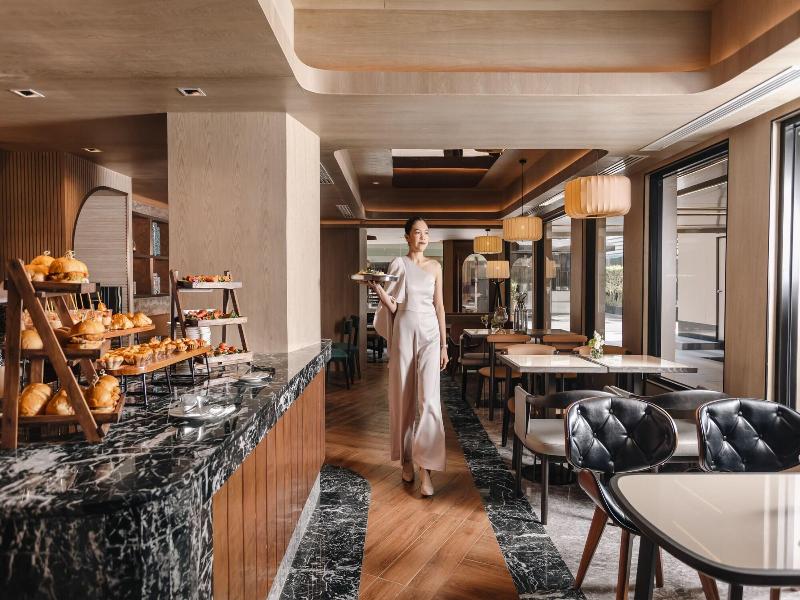 Samala Suites Bangkok Sukhumvit image