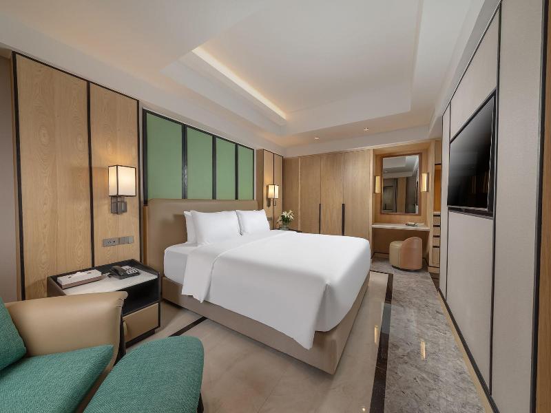 Samala Suites Bangkok Sukhumvit image