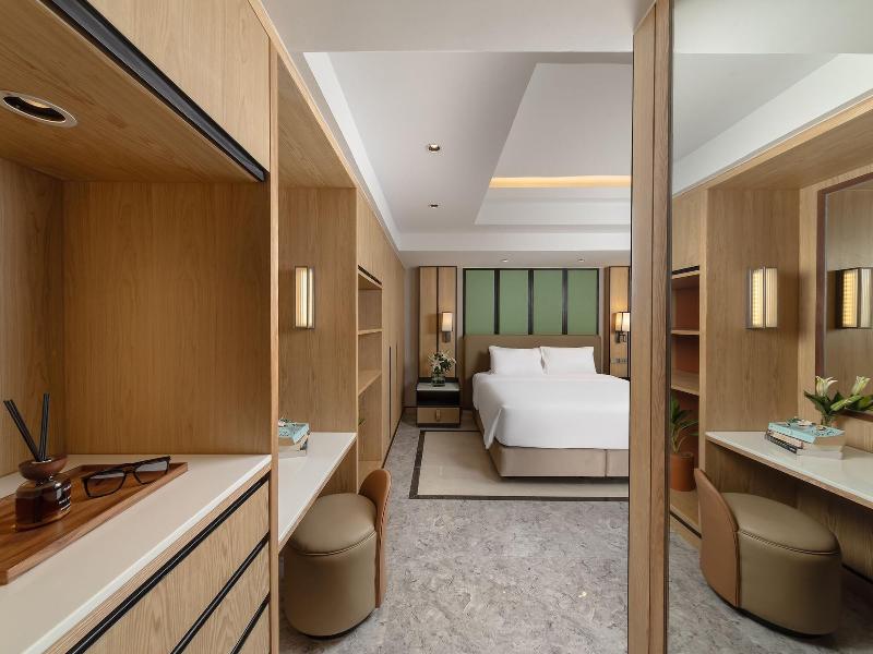 Samala Suites Bangkok Sukhumvit image