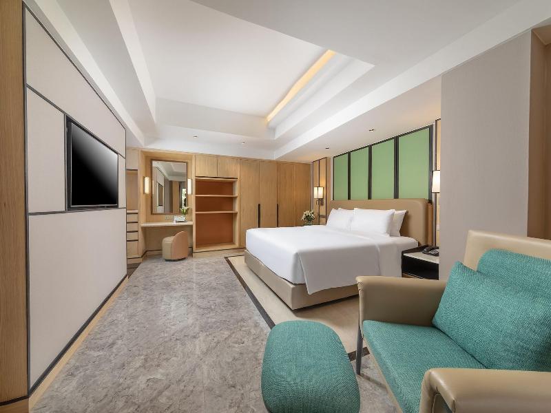 Samala Suites Bangkok Sukhumvit image
