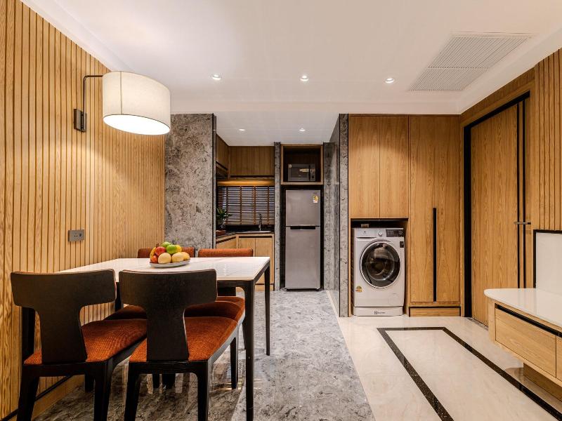Samala Suites Bangkok Sukhumvit image